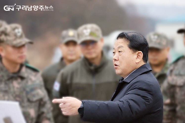 군부대를 방문한 김병주 국회의원(사진 제공=김병주 의원실)