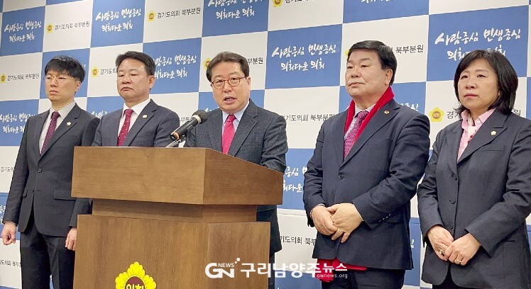 2월 22일 기자회견에서 발언하고 있는 조 전 시장(사진= 조광한 캠프)