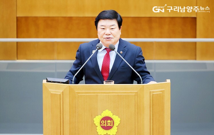 이병길 의원은 9월 4일 경기도의회 제377회 임시회 제3차 본회의에서 경기동북부 공공의료원 남양주 유치 관련 5분 자유발언을 하고 있다(사진=경기도의회)